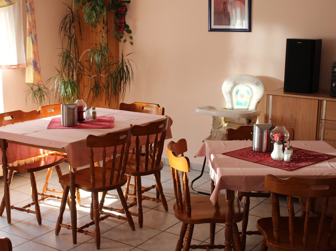 Hotel-Pension Hansen
