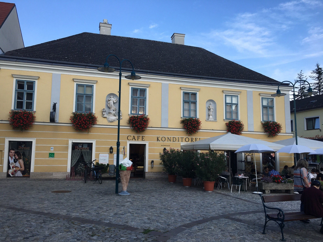 Nexing餐馆和美食-Michael Baumhackl