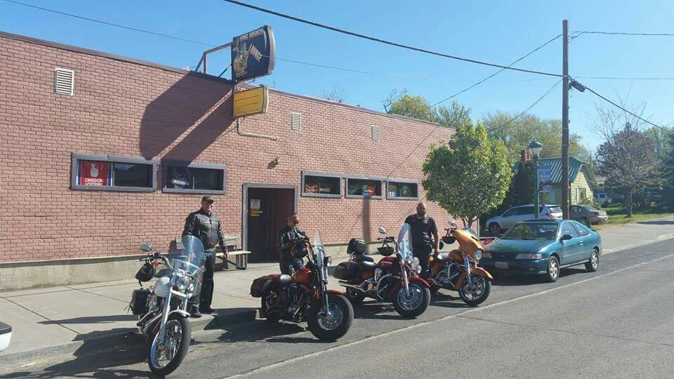 Athena餐馆和美食-Long Branch Cafe & Saloon