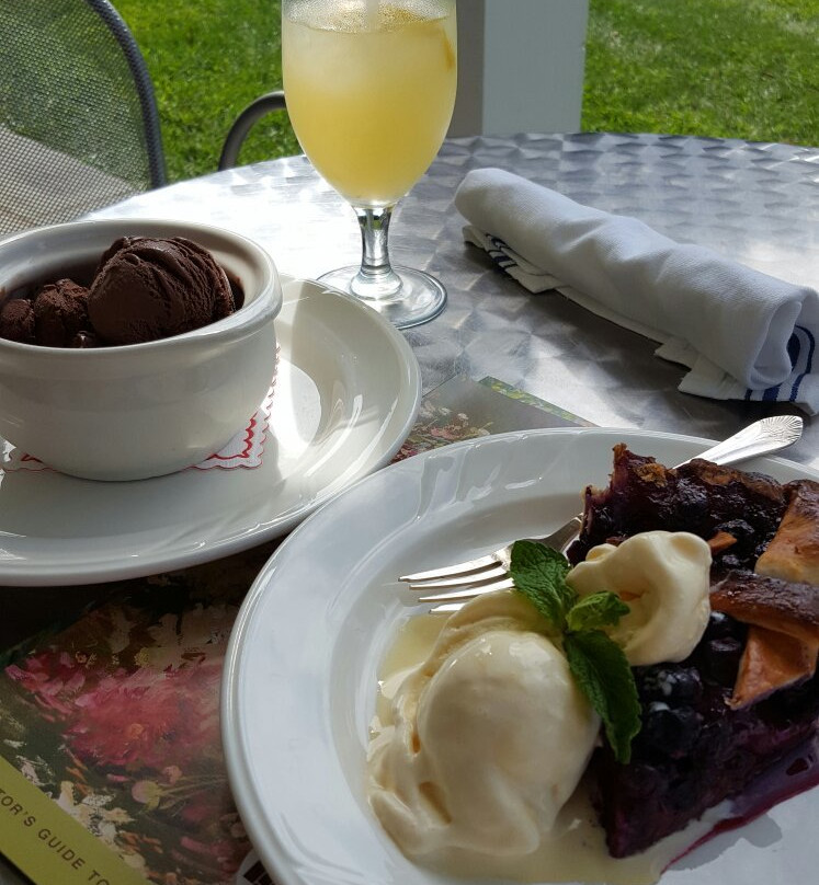 Old Lyme餐馆和美食-Cafe Flo at the Florence Griswold Musuem