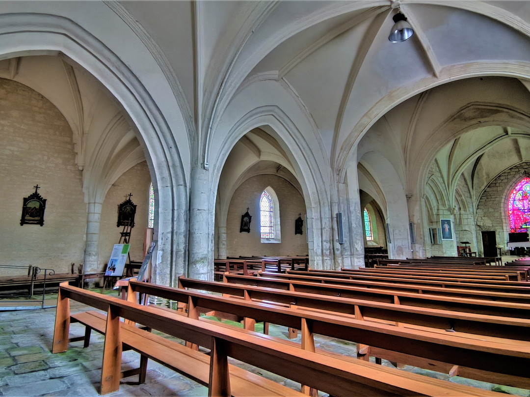 Eglise St-Hilaire (de Nalliers)
