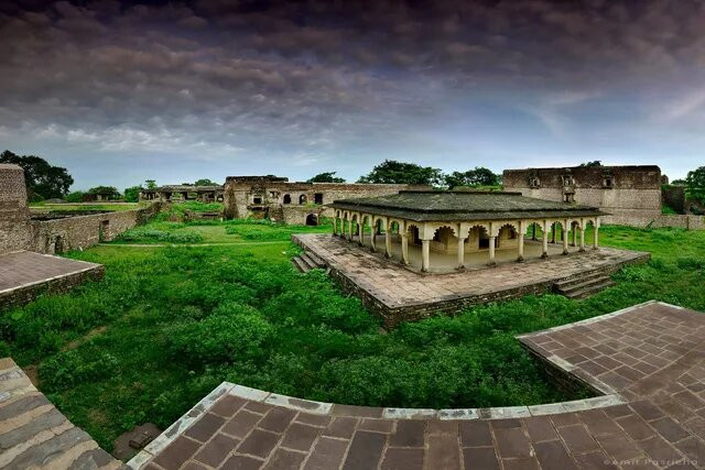 Narwar Fort景点图片