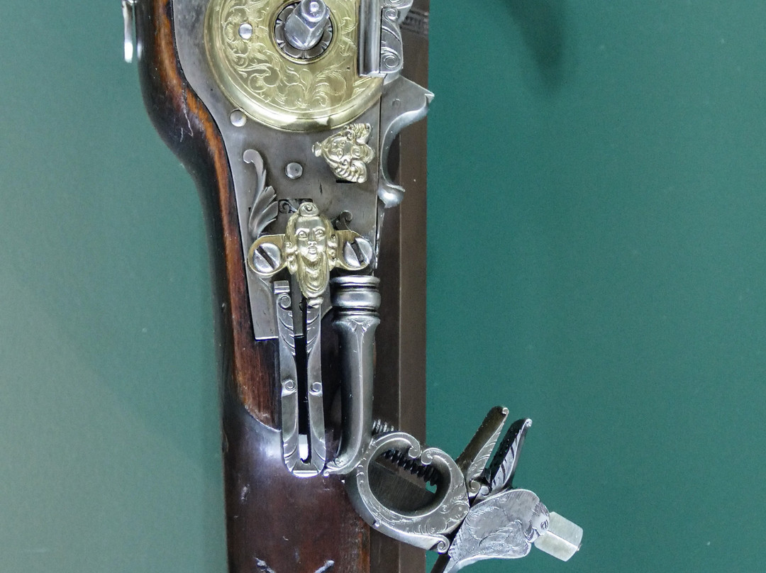 Waffenmuseum Suhl-苏尔必去景点