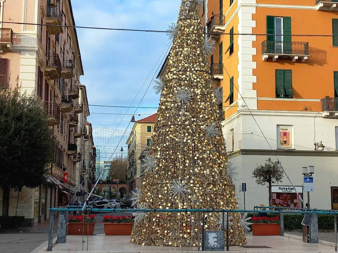 Historic Center Of Savona-萨沃纳必去景点