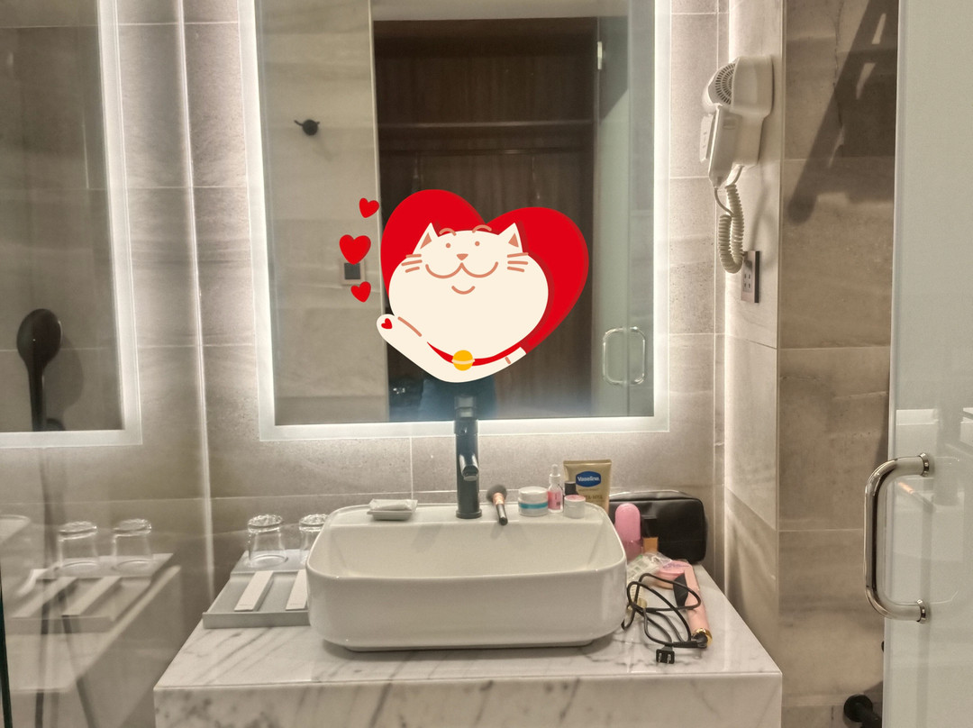 The Maximilian Hotel主图