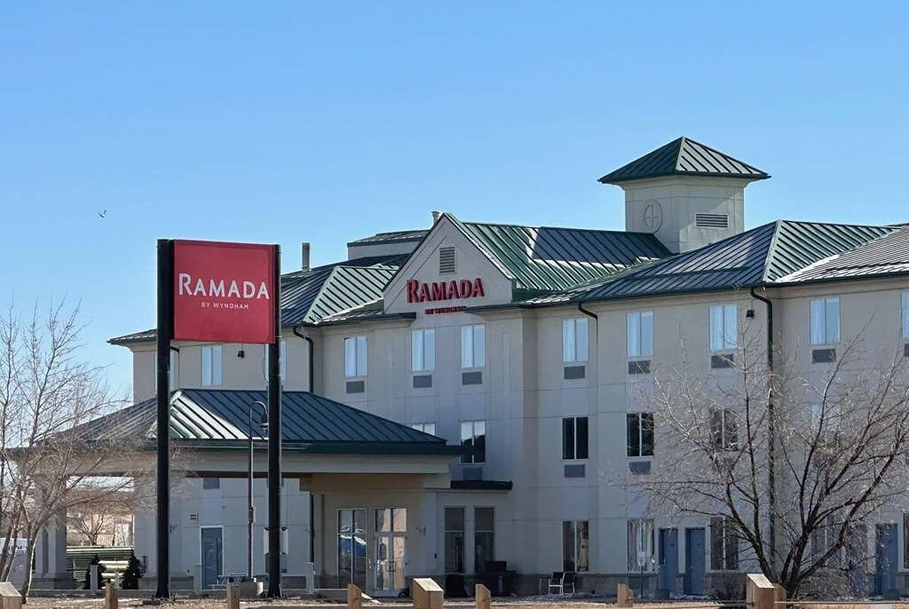Ramada by Wyndham Estevan主图