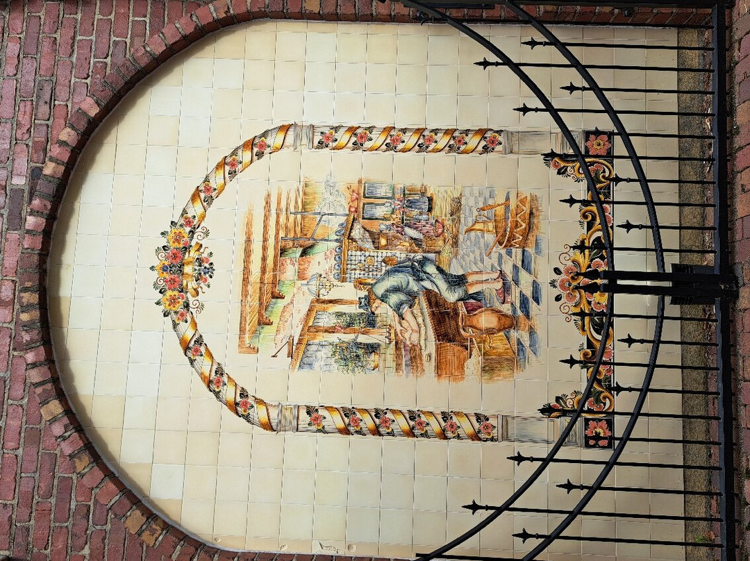 Molengracht Plaza and Canal-Pella必去景点