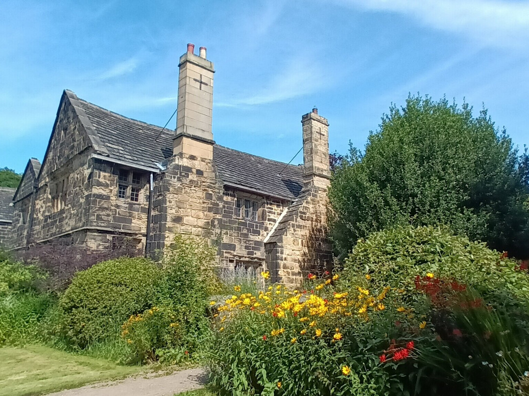 Oakwell Hall and Country Park景点图片
