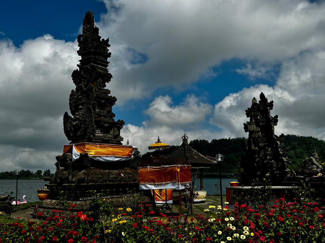 Vihara Mahavira Bedugul Baturiti景点图片