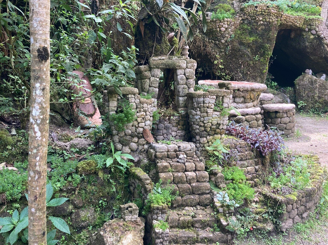 Cascadas Allcamayo-温泉镇必去景点