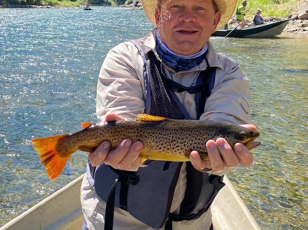 Old Moe Guide Service-Dutch John必去景点