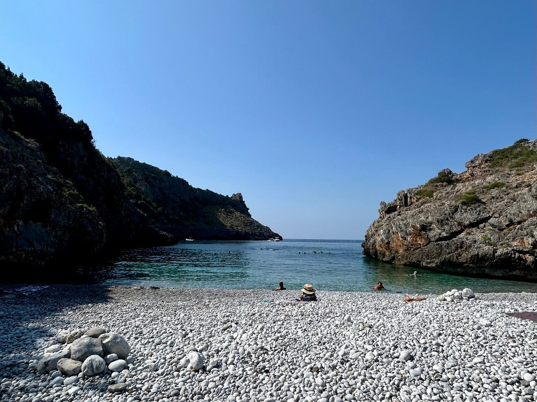 Cala Bianca Spiaggia-Marina di Camerota必去景点