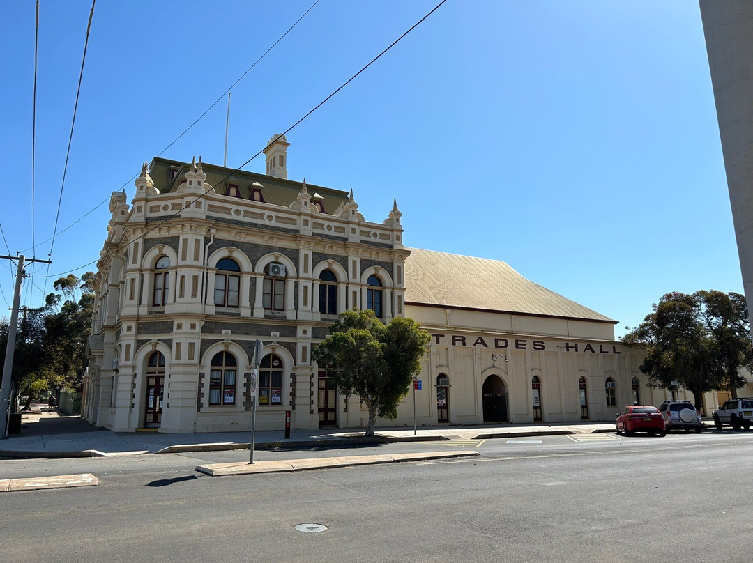 Broken Hill Trades Hall景点图片