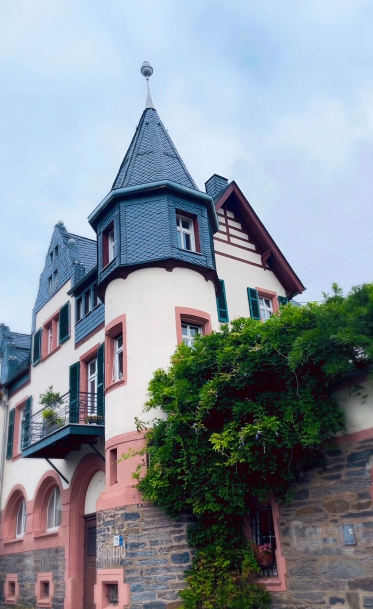 Wohnen im Ehemaligen Burghotel-浴室