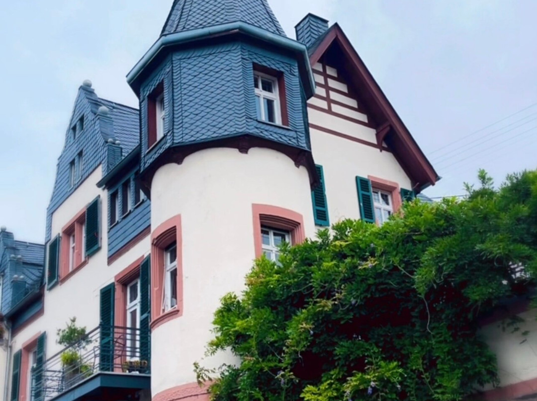 Wohnen im Ehemaligen Burghotel主图