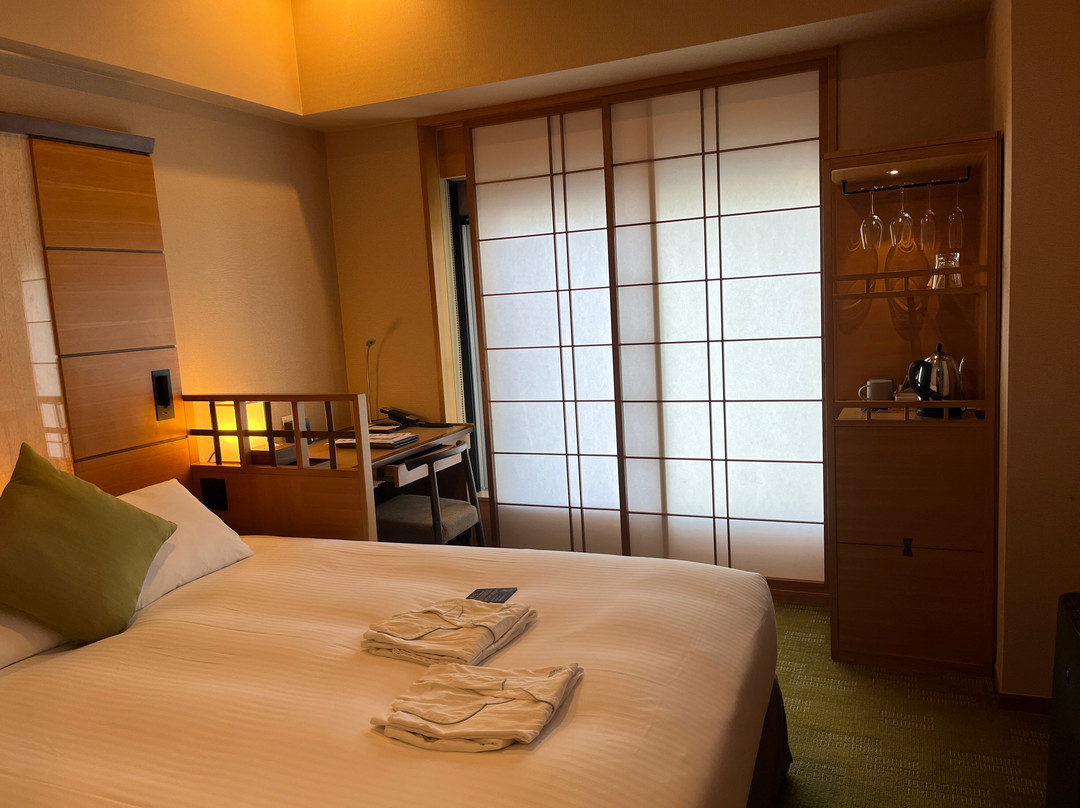 东京庭之酒店主图