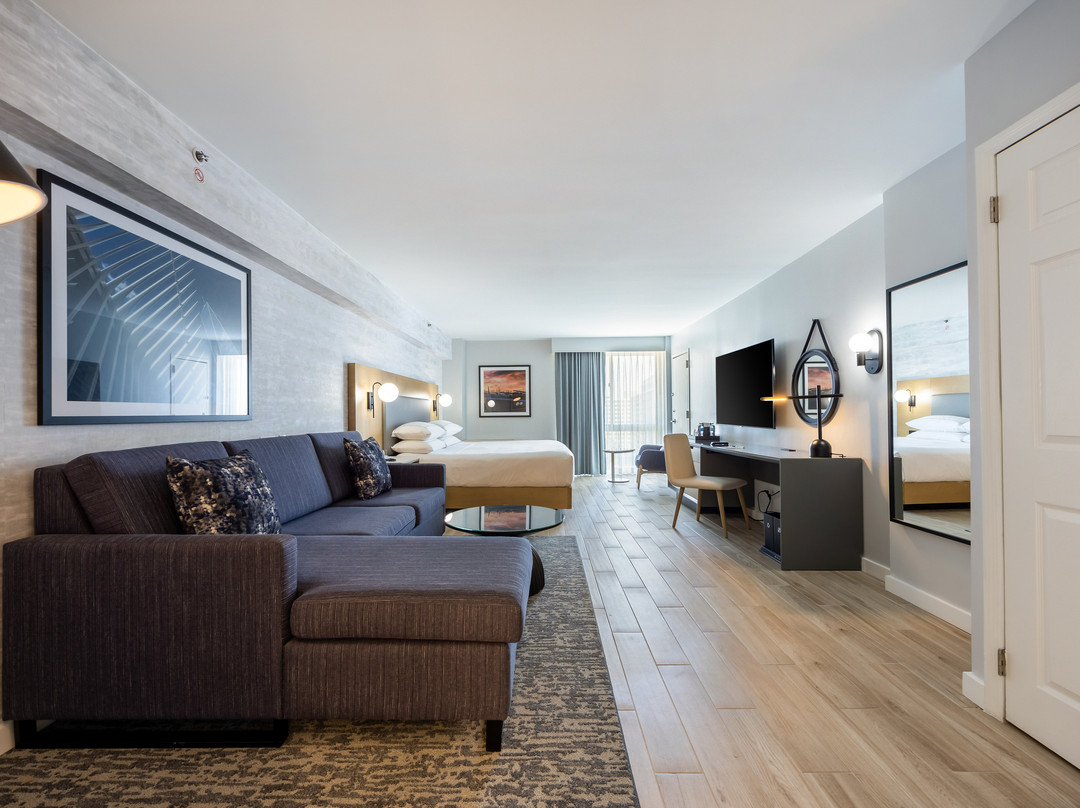 肯尼迪机场逸林酒店主图