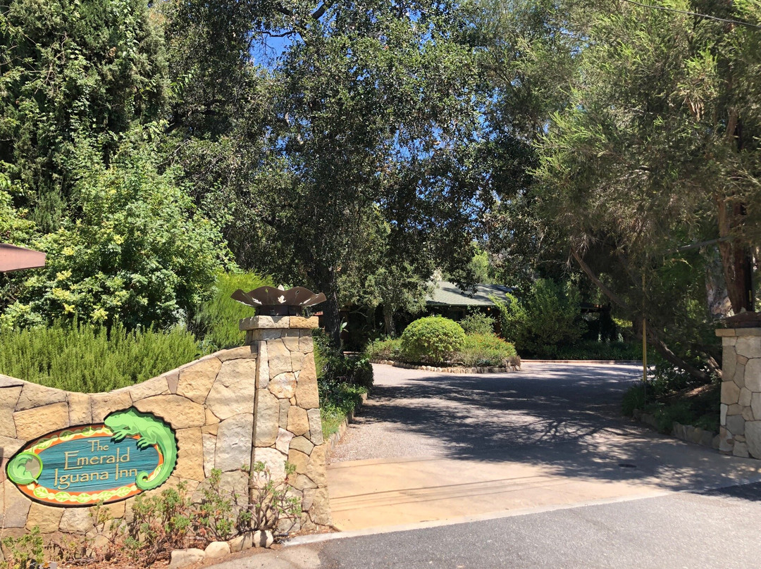 Emerald Iguana Inn主图