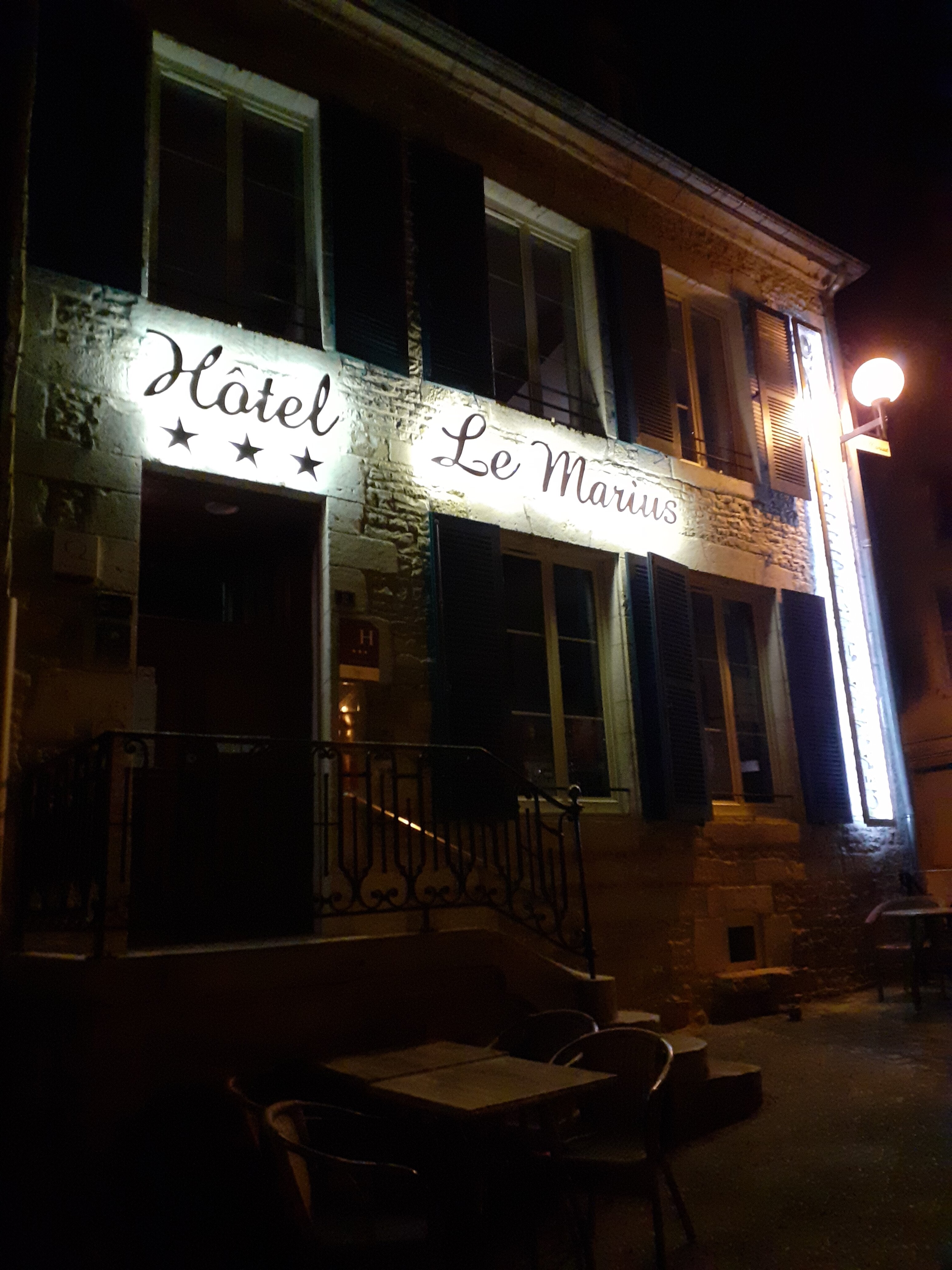 Hotel-Restaurant Le Marius-官方