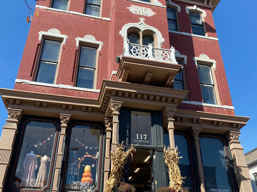 St. Charles Historic District-圣查尔斯必去景点