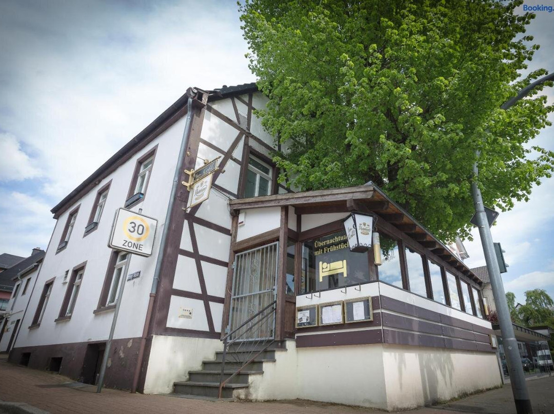 Balve酒店住宿-Gasthof Im Kohl