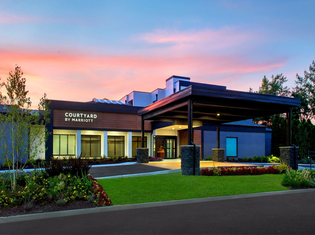 Courtyard by Marriott Rye主图