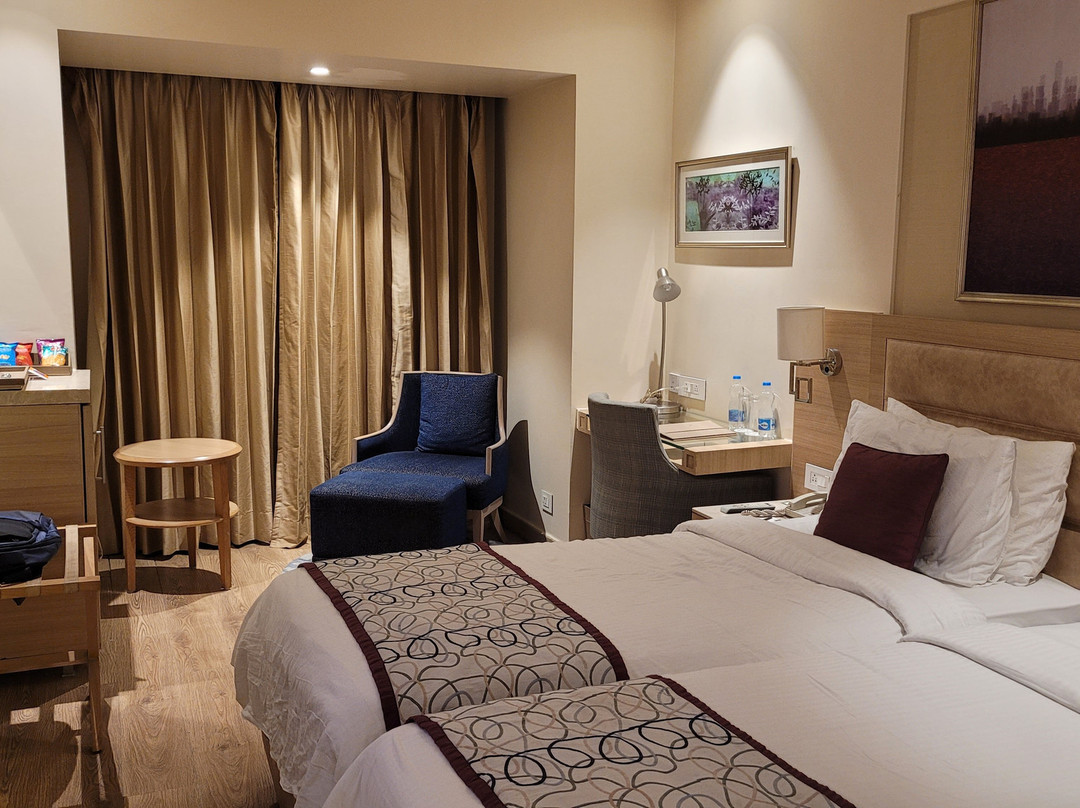 金色萨罗瓦波尔提科酒店主图