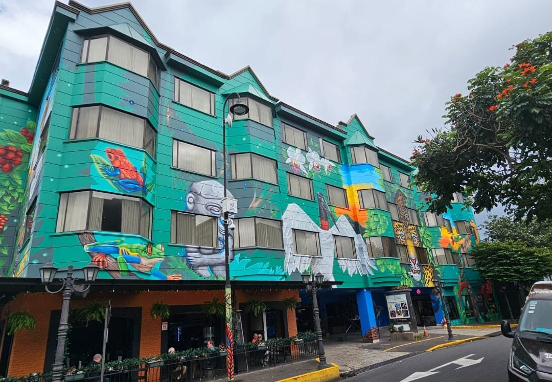 Taormina Hotel and Casino主图