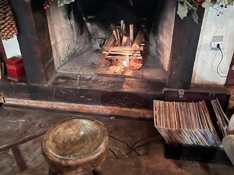 曲调多巴胺赫瑞宾馆主图