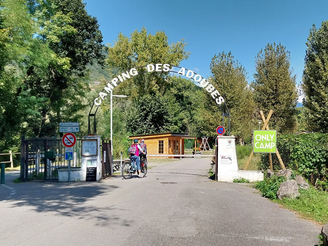 Camping Les Adoubes Onlycamp