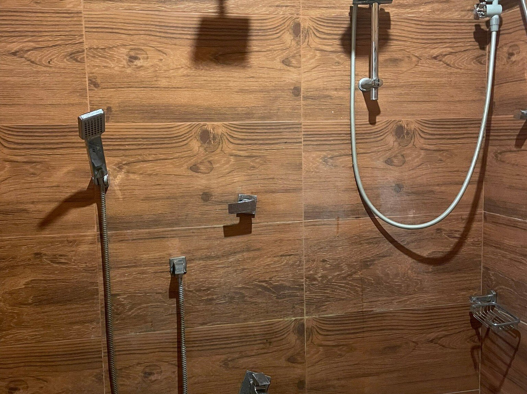 Wild Lake Side Holiday Resort主图