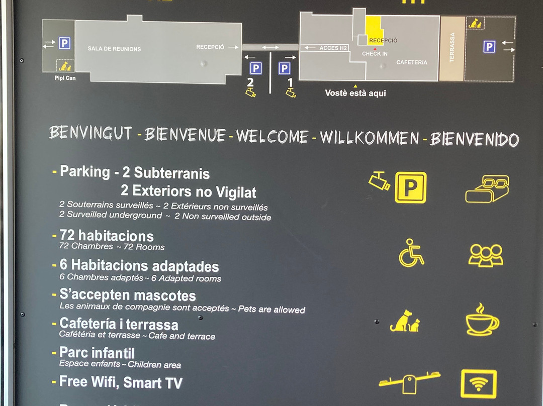 特拉姆恩塔纳酒店主图