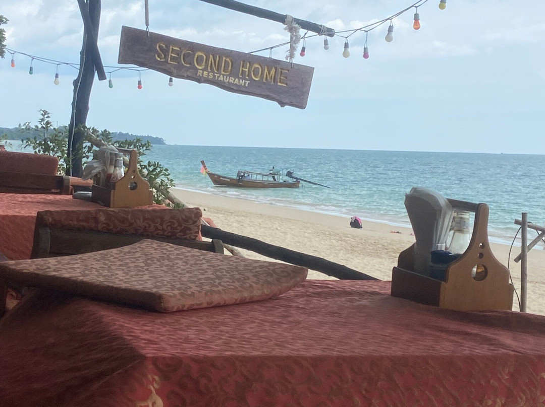 罗莎莎洋渡假村主图