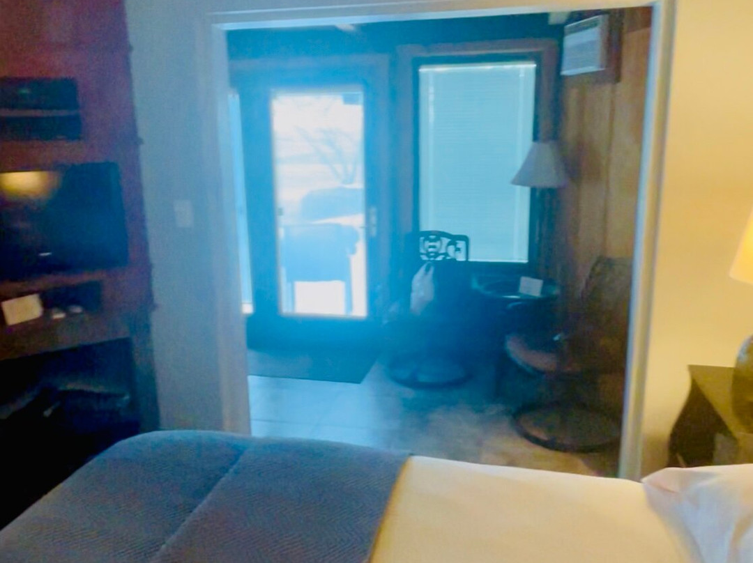 Twin Pine Manor Bed & Breakfast主图