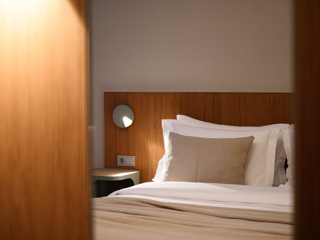 蓝湖温泉Silica酒店主图