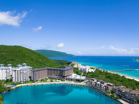 三亚亚龙湾星华华邑度假酒店主图