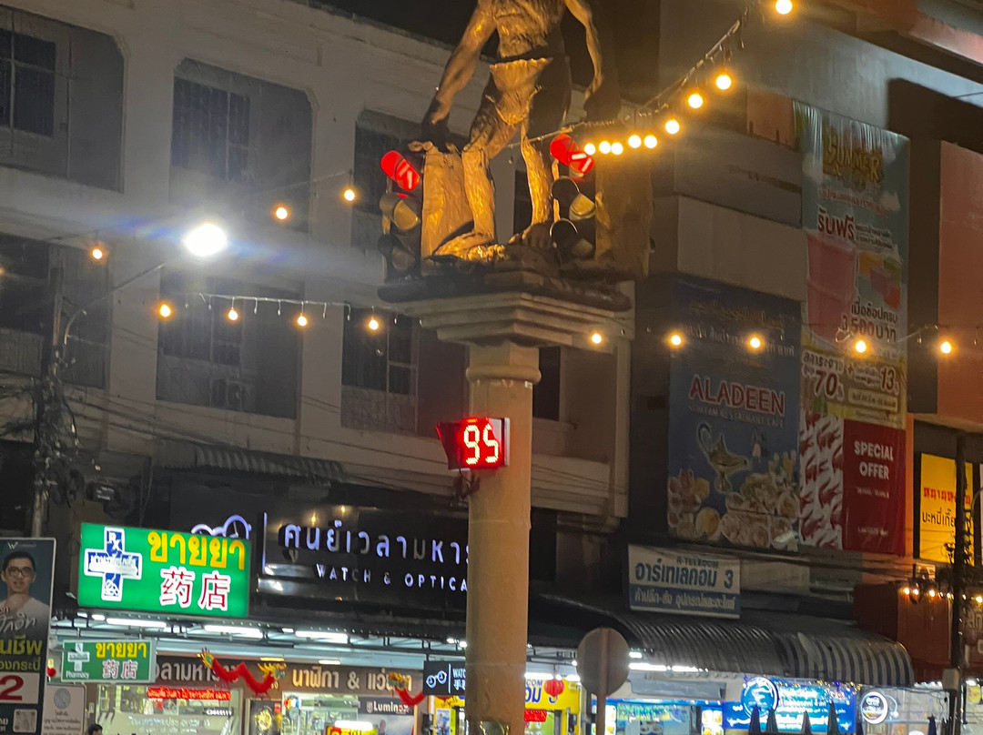 喀比夜市-甲米必去景点