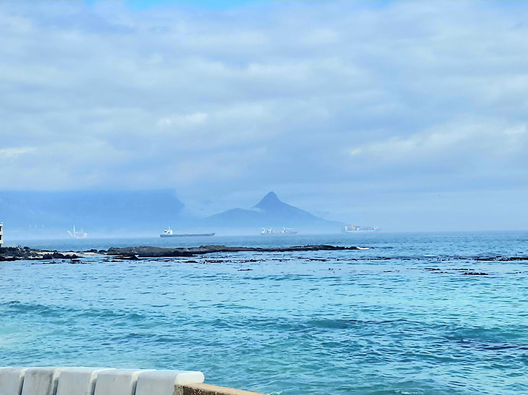 Blue Peter Hotel主图