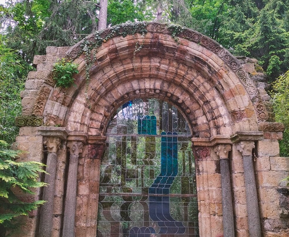 Jardin Henri Vinay-勒皮必去景点