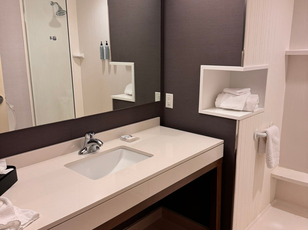 Courtyard by Marriott St. Louis St. Peters主图
