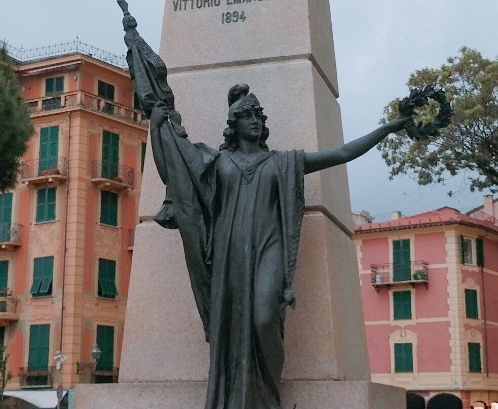 Monumento A Vittorio Emanuele Ii-圣马尔盖里塔利古雷必去景点