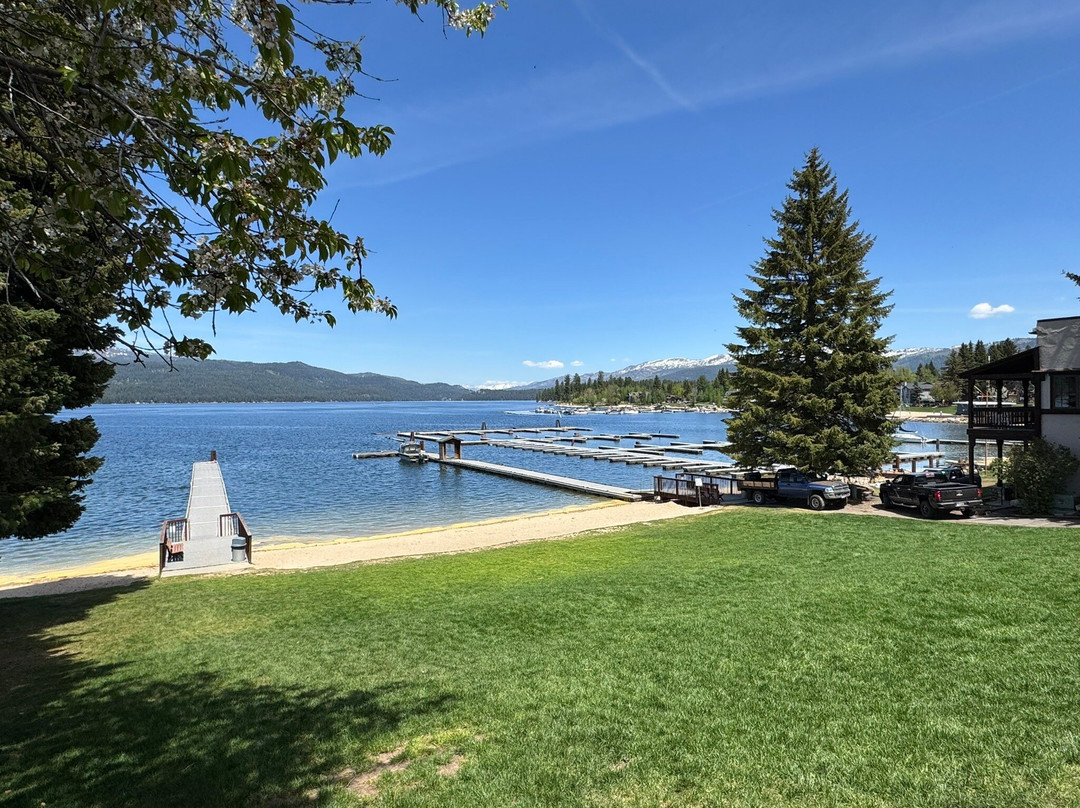 Art Roberts Park-McCall必去景点