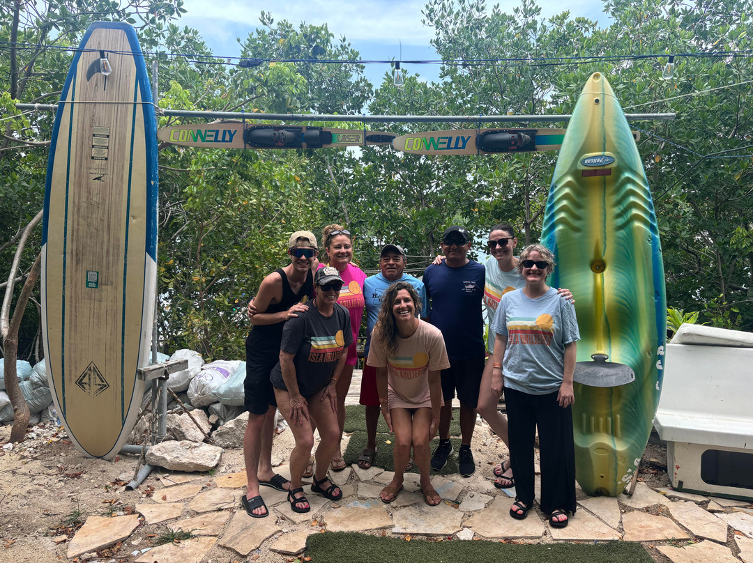 Pamela Tours Fishing & Snorkeling-女人岛必去景点