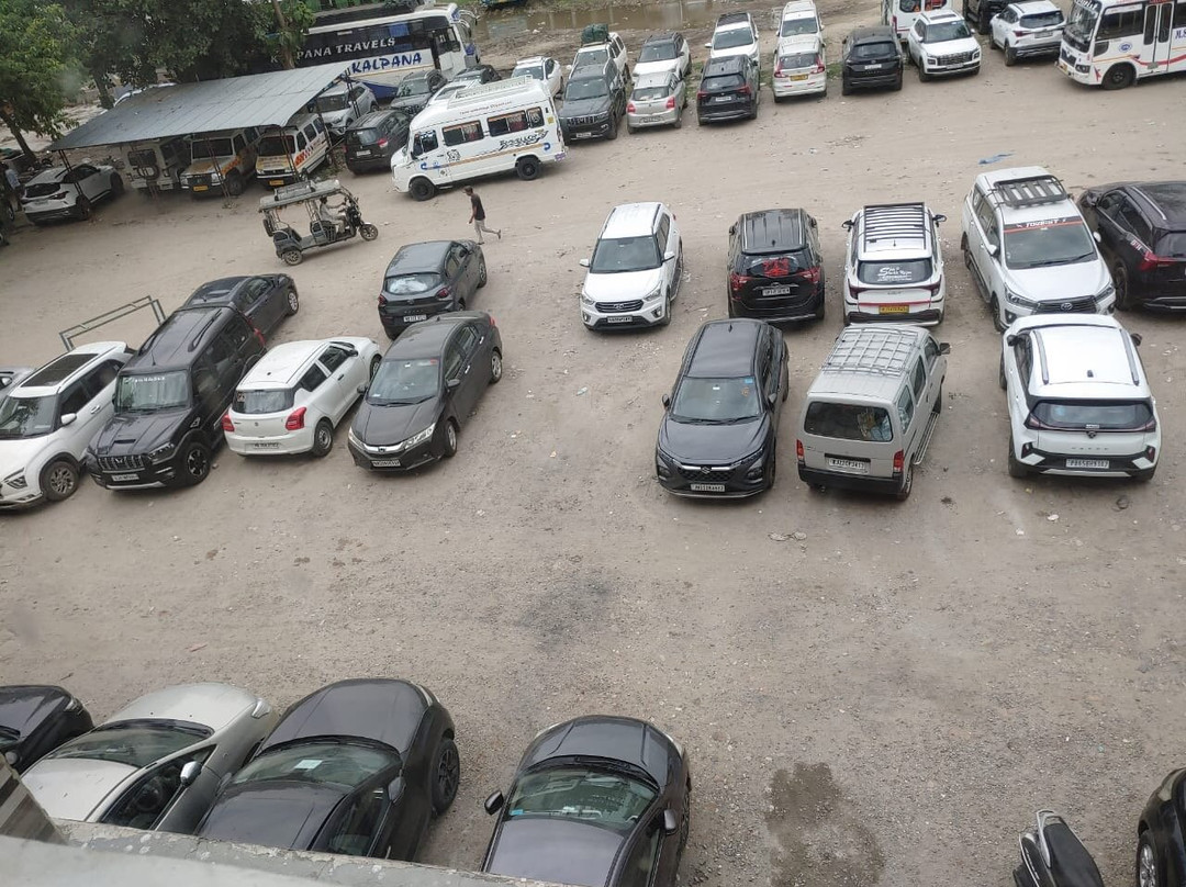 Hotel Trimurti Haridwar主图