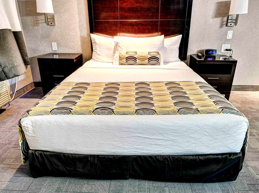 Home Inn & Suites - Swift Current