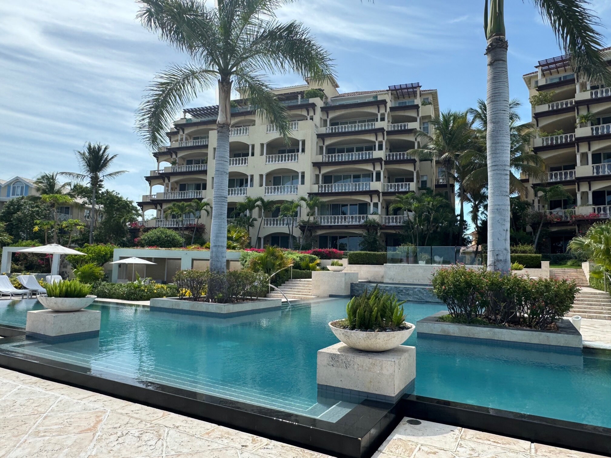 Grace Bay Club-浴室