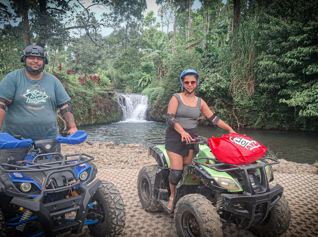 Tibuan-新加拉惹必去景点