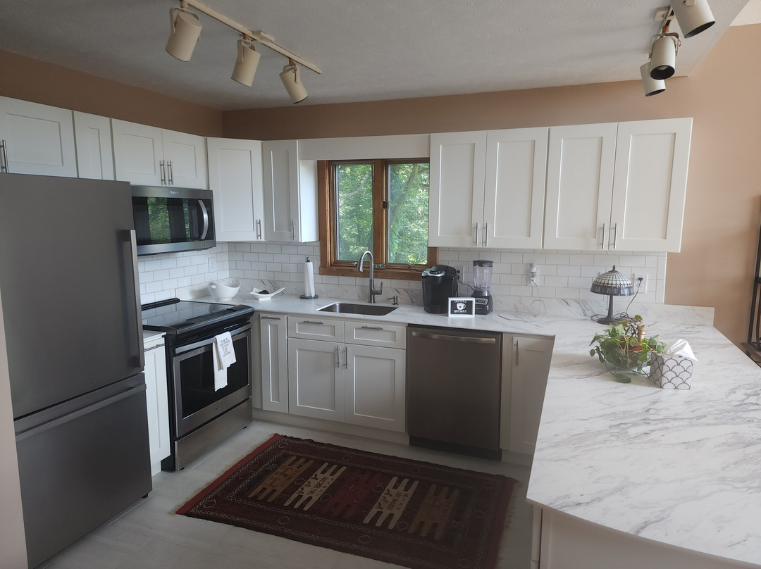 Hoke-E-Geez-Bedford必去景点