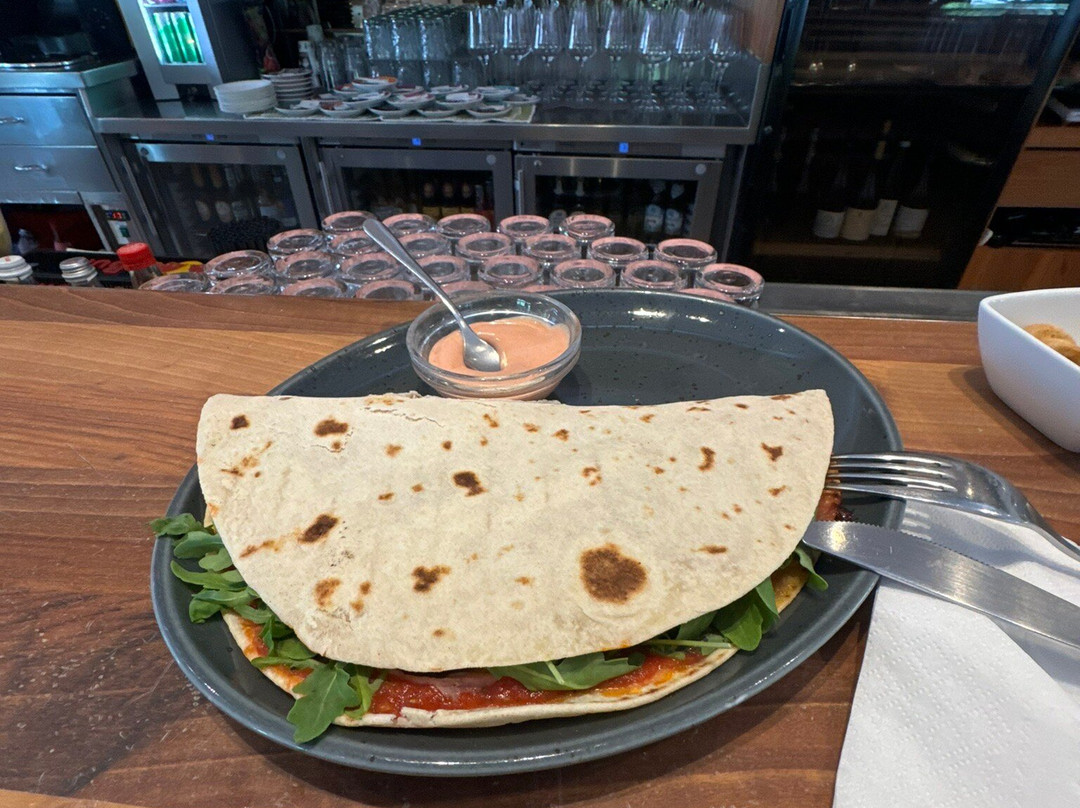 Waage Pub-布雷萨诺内必去景点