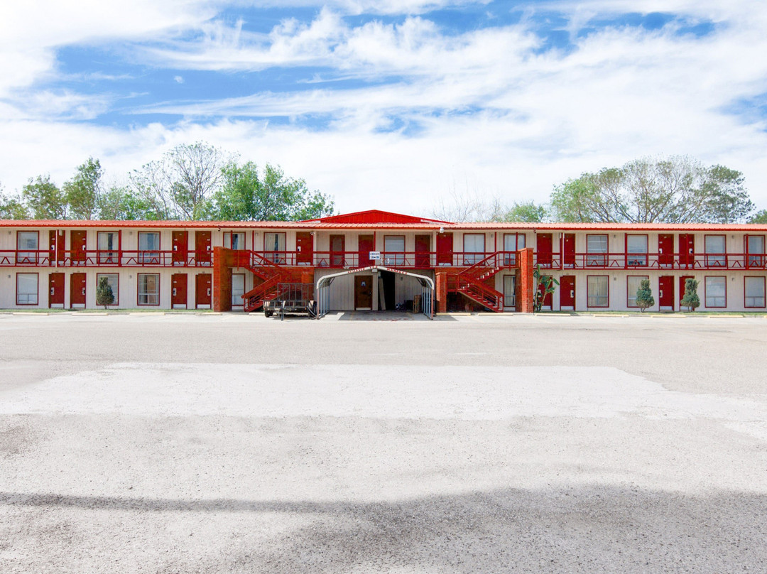 OYO Hotel Alice TX Hwy 281 West